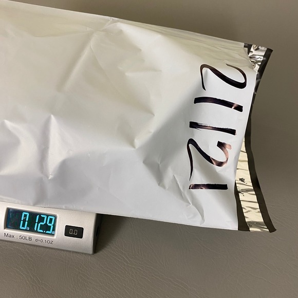 St. John Cashmere Sweater Size Women's Medium Beige Wool Cashmere Blend Cropped - Picture 11 of 11